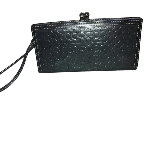 Coach Black Leather Signature C Embossed Kiss Lock Wristlet - Picture 3 of 14